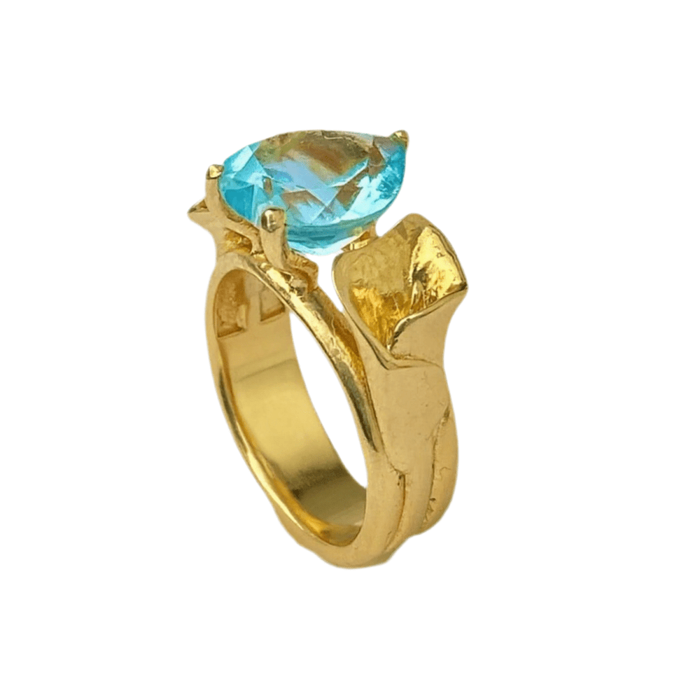 Alliyette Ring Lily Love Heart Ring 18k sterling vermeil demi-fine jewelry